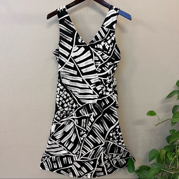 Nik + Zoe MOONLIT Palm dress, sleeveless, black and white, size S NWT - Picture 5 of 13